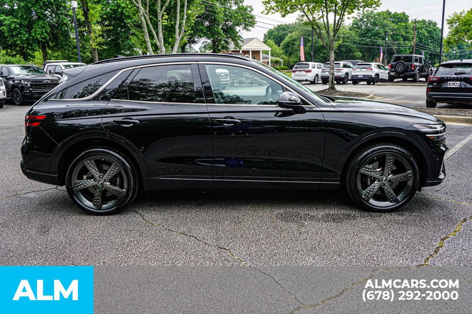 Used 2024 Genesis GV70 3.5T Sport w/ Sport Prestige Package AWD/4WD image 8