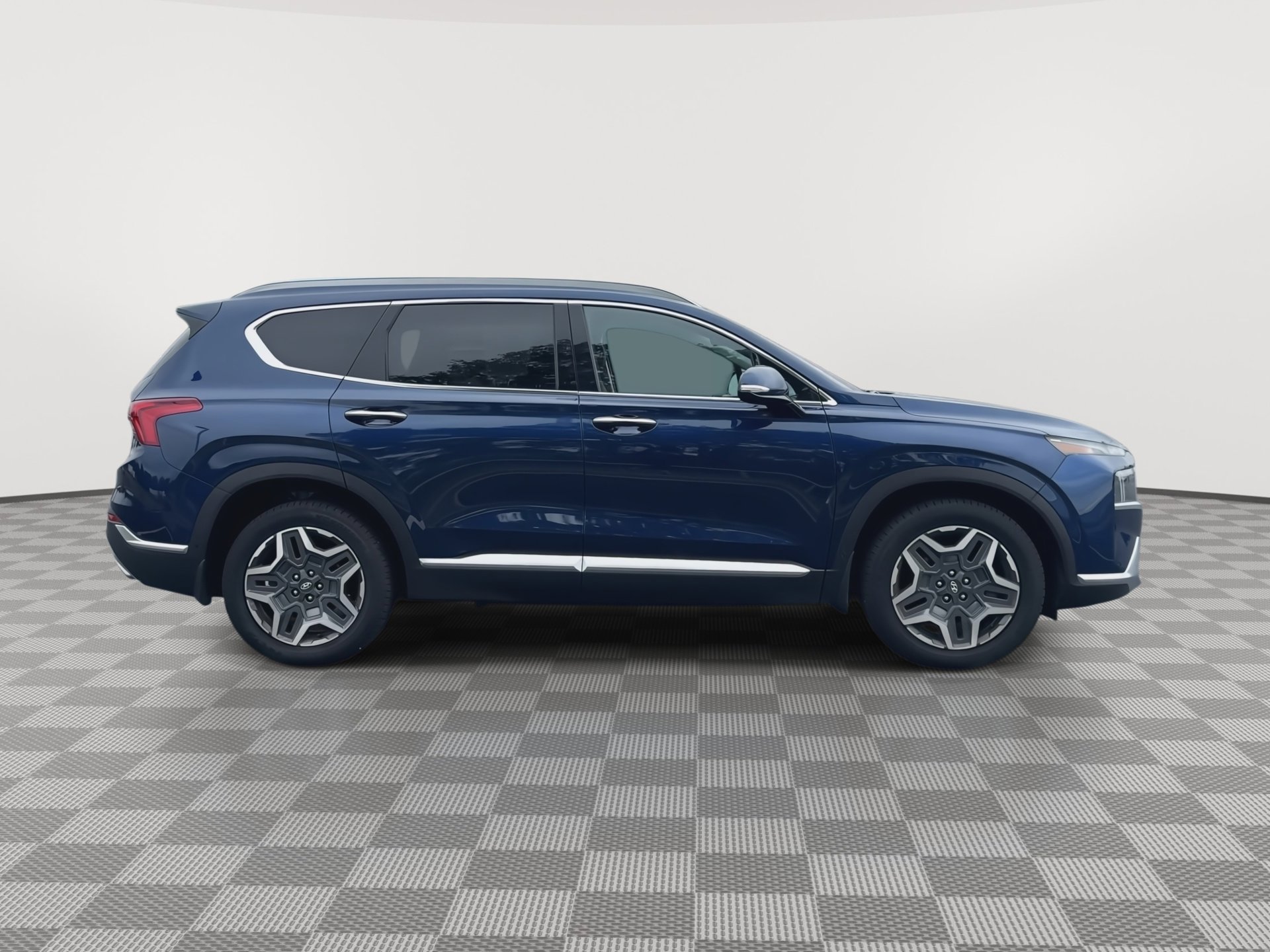 Used 2021 Hyundai Santa Fe Limited FWD image 9