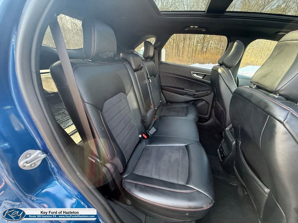Used 2023 Ford Edge ST-Line w/ Cargo Accessory Package image 32