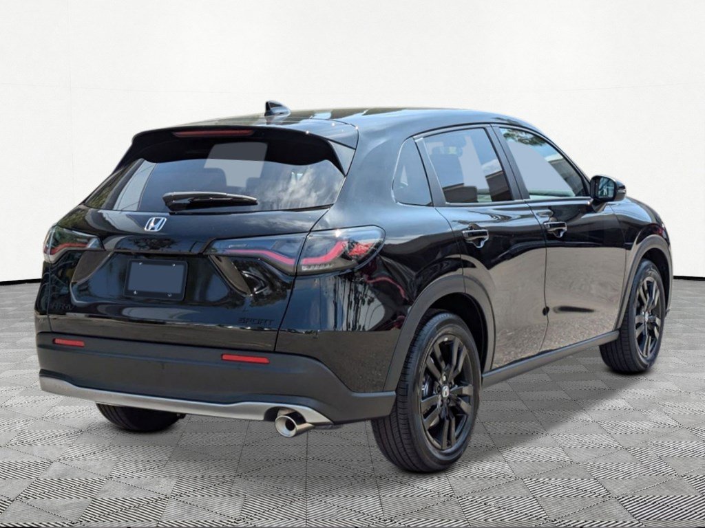 New 2027 Honda HR-V Sport image 7