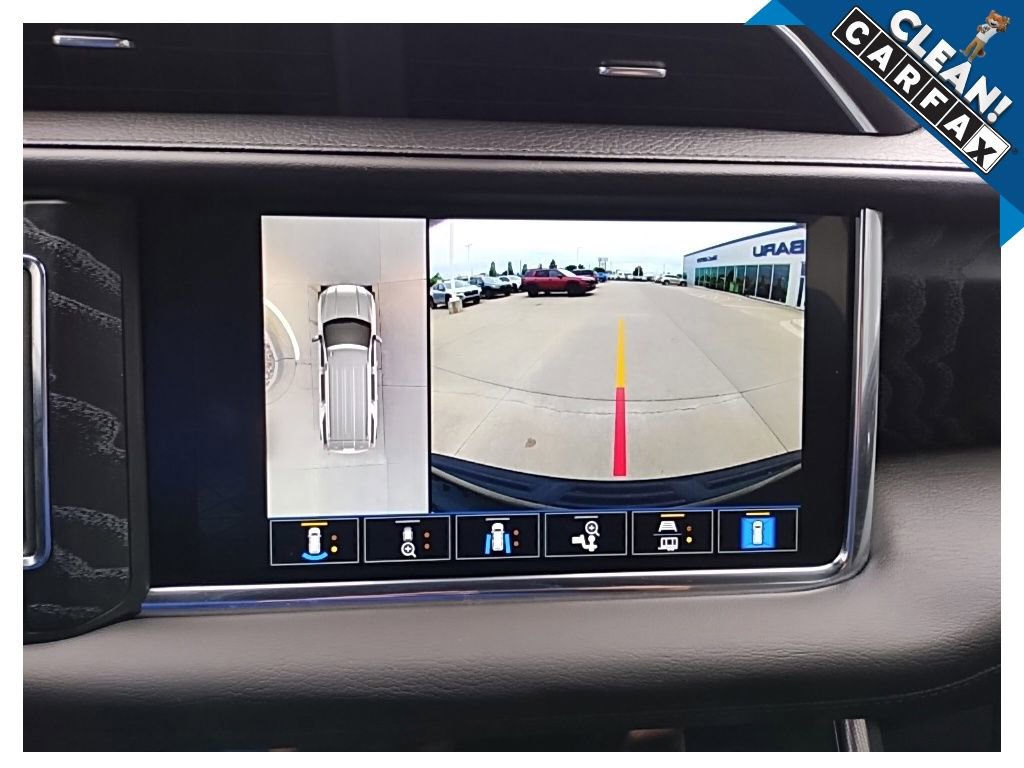 Used 2023 GMC Yukon XL Denali AWD/4WD image 43