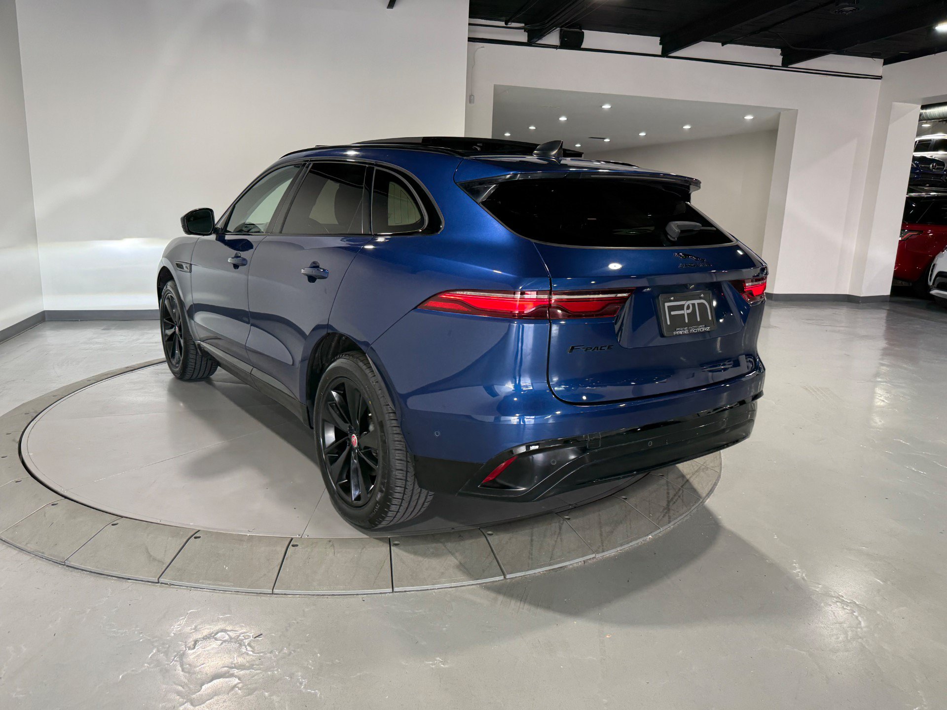Used 2021 Jaguar F-PACE S AWD/4WD image 15