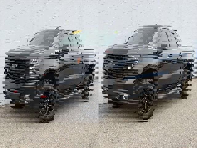 Used 2021 Chevrolet Silverado 1500 LT Trail Boss w/ Convenience Package II AWD/4WD image 1