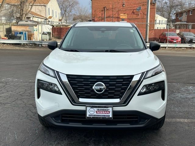 Used 2021 Nissan Rogue S AWD/4WD image 2