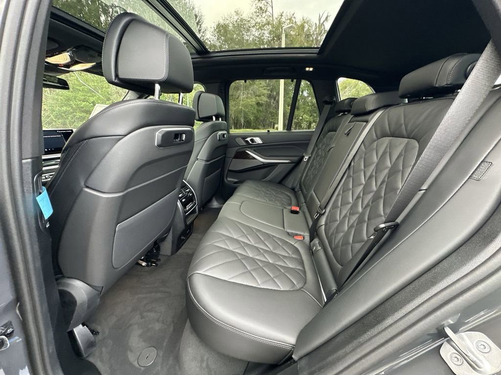 New 2026 BMW X5 xDrive40i w/ M Sport Package image 27