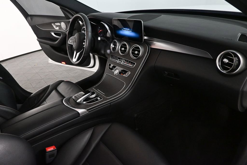 Certified 2019 Mercedes-Benz C 300 4MATIC Sedan image 19