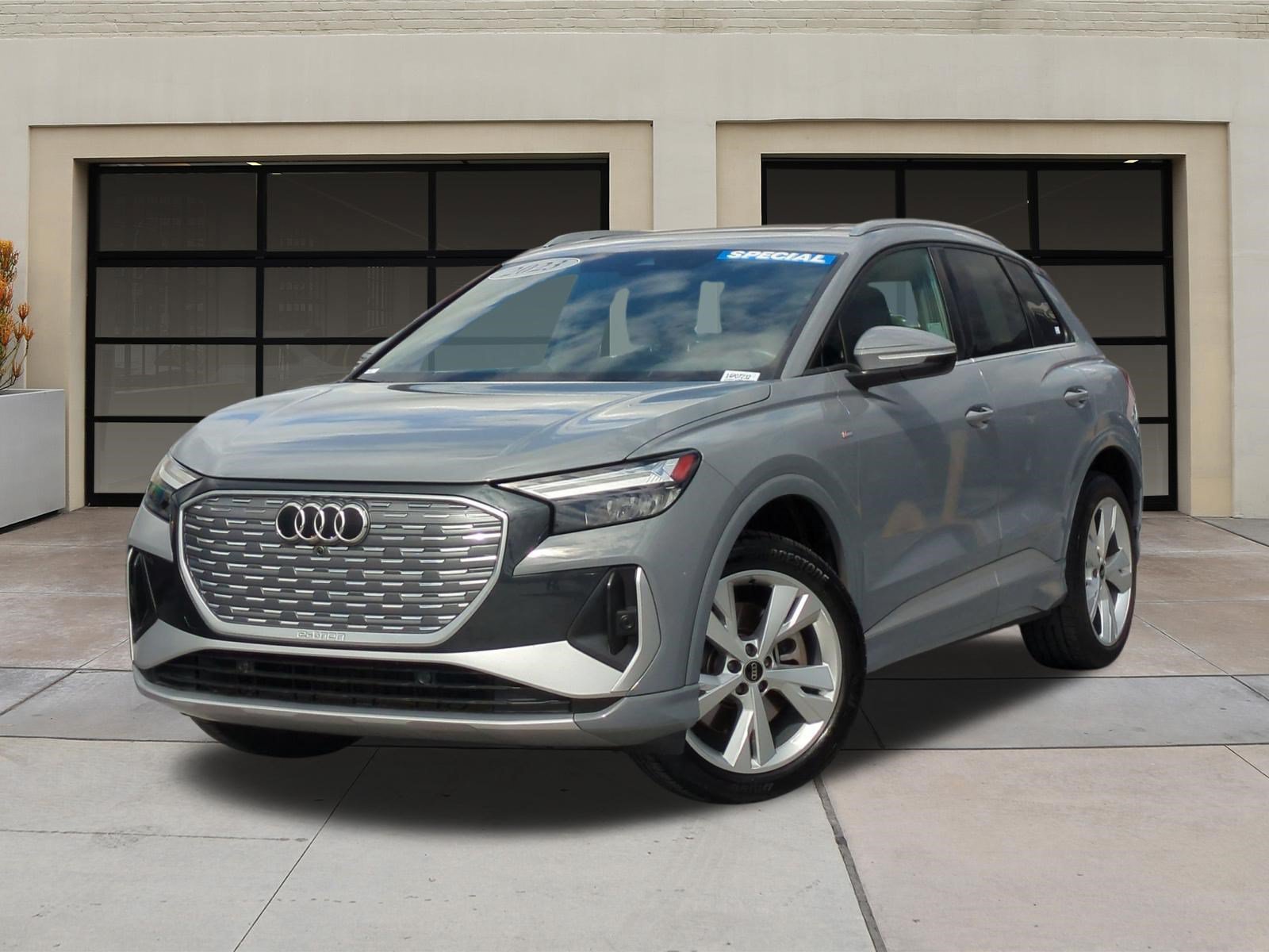 Used 2023 Audi Q4 e-tron Premium w/ Convenience Package AWD/4WD image 3