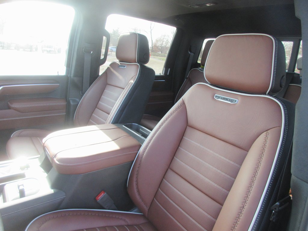 New 2026 GMC Sierra 2500 Denali Ultimate image 15