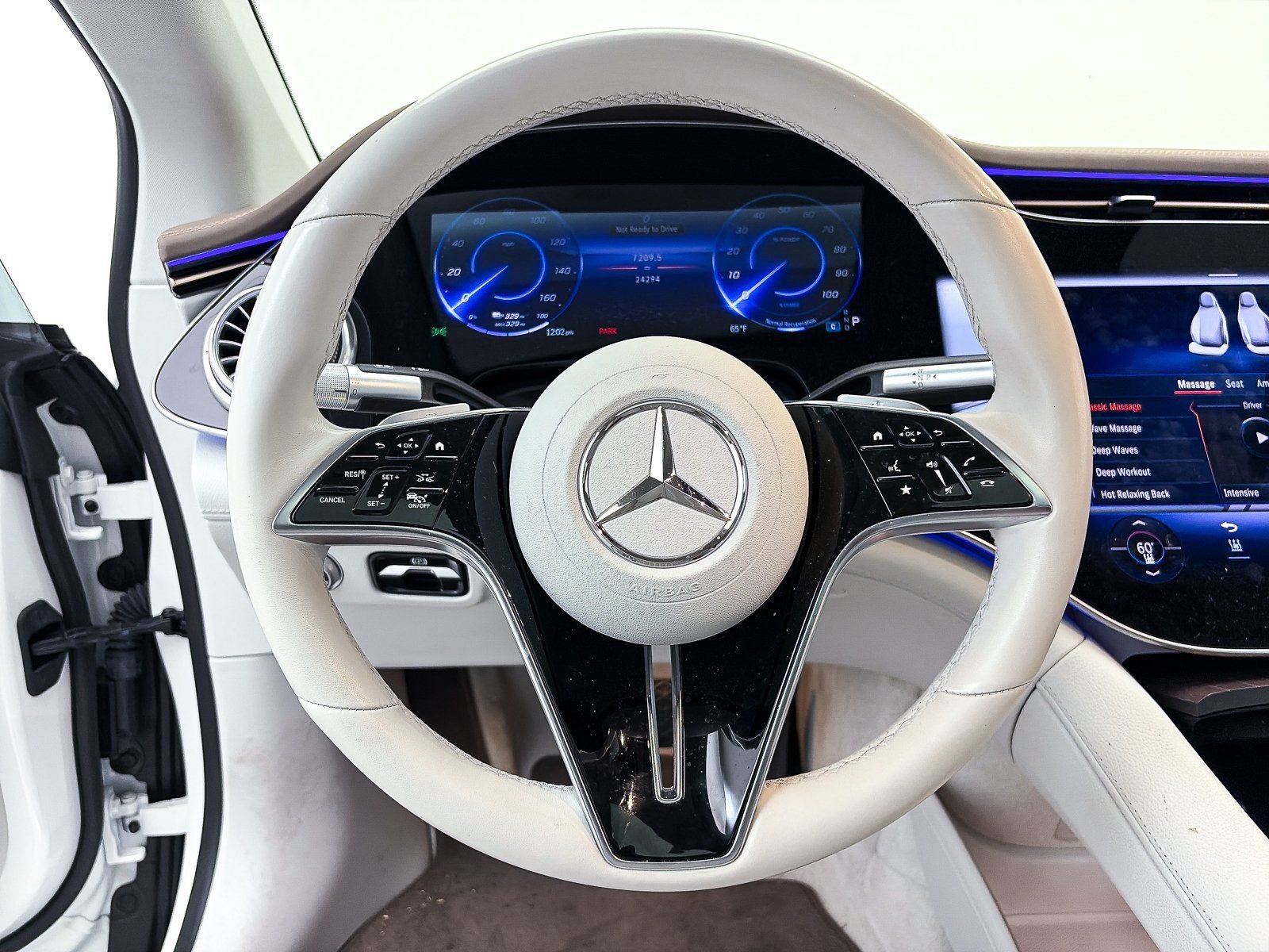 Used 2022 Mercedes-Benz EQS 580 4MATIC Sedan image 29