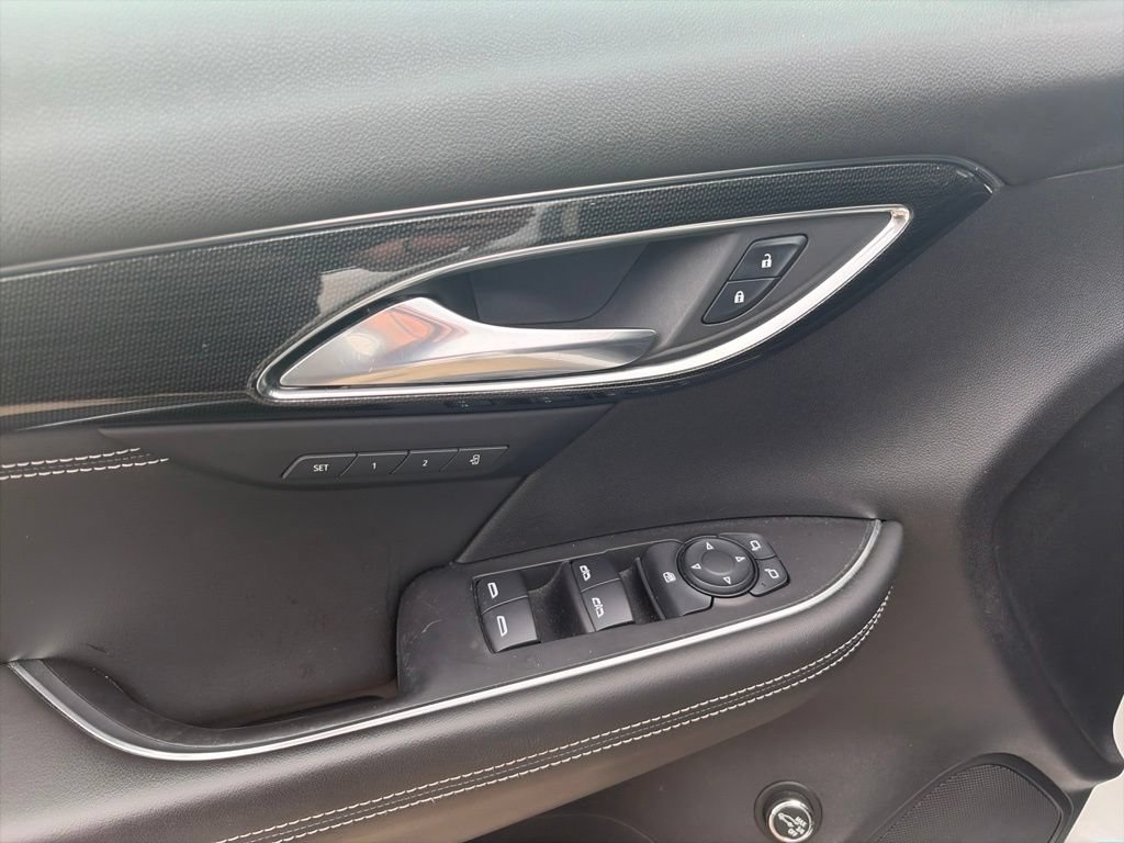 Used 2021 Buick Envision Essence AWD/4WD image 18