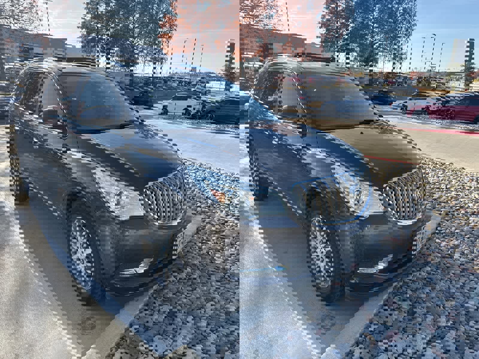 Used 2017 Buick Enclave Leather image 3