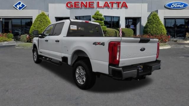 Certified 2025 Ford F250 XLT image 5