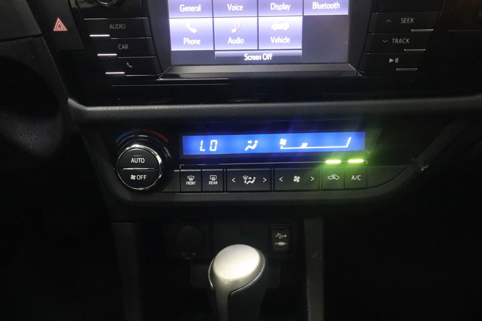 Used 2014 Toyota Corolla S image 20