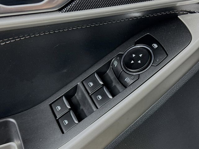 Used 2022 Ford Explorer XLT w/ Equipment Group 202A image 18