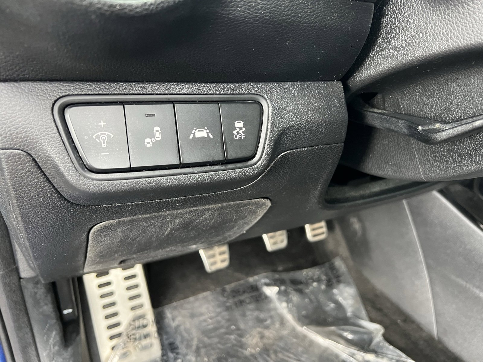 Used 2020 Kia Forte GT image 30