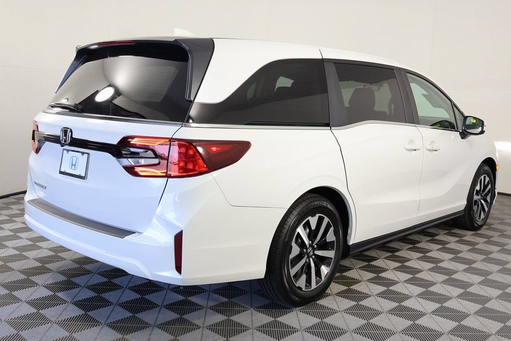 New 2026 Honda Odyssey EX-L image 2