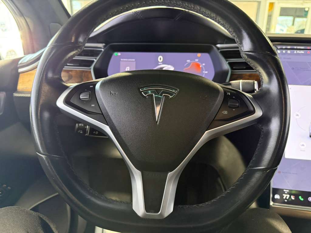 Used 2017 Tesla Model X 100D image 15