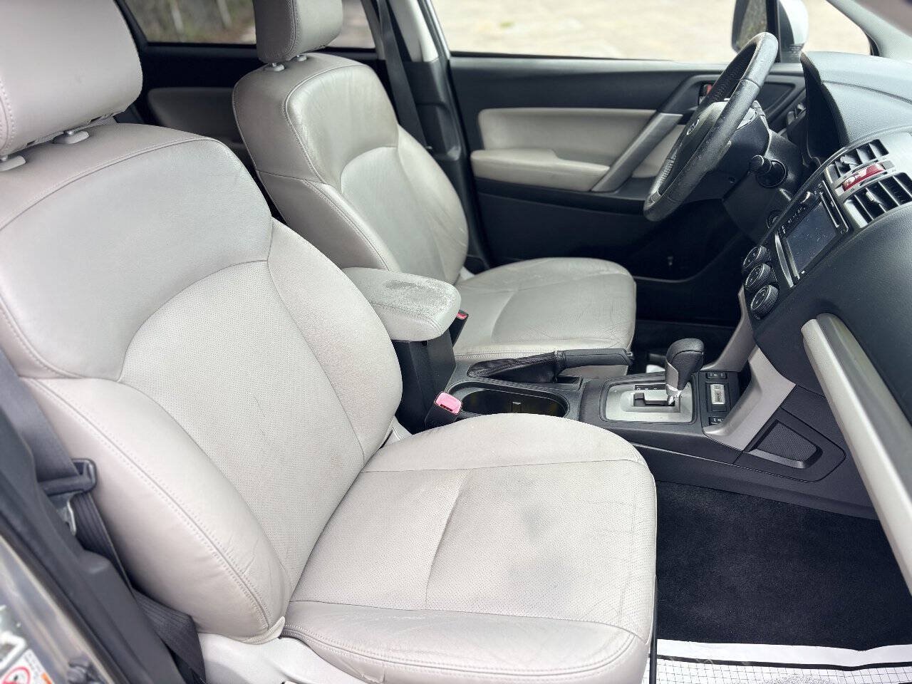 Used 2014 Subaru Forester 2.5i Limited AWD/4WD image 13
