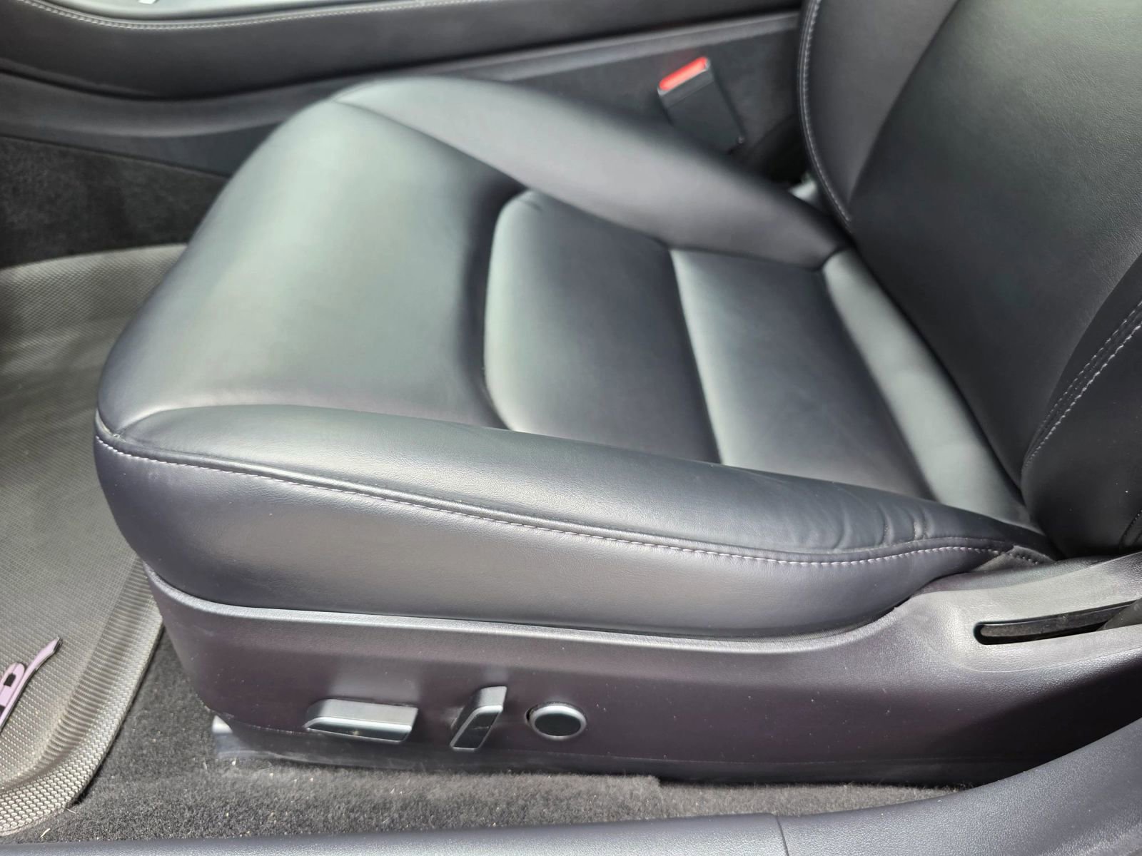 Used 2021 Tesla Model 3 Performance AWD/4WD image 25