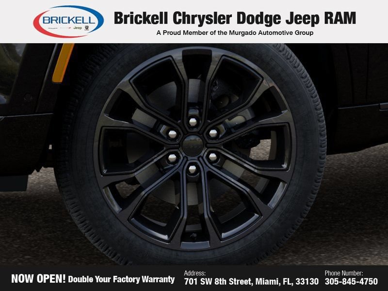 New 2026 Jeep Grand Wagoneer L Summit AWD/4WD image 8