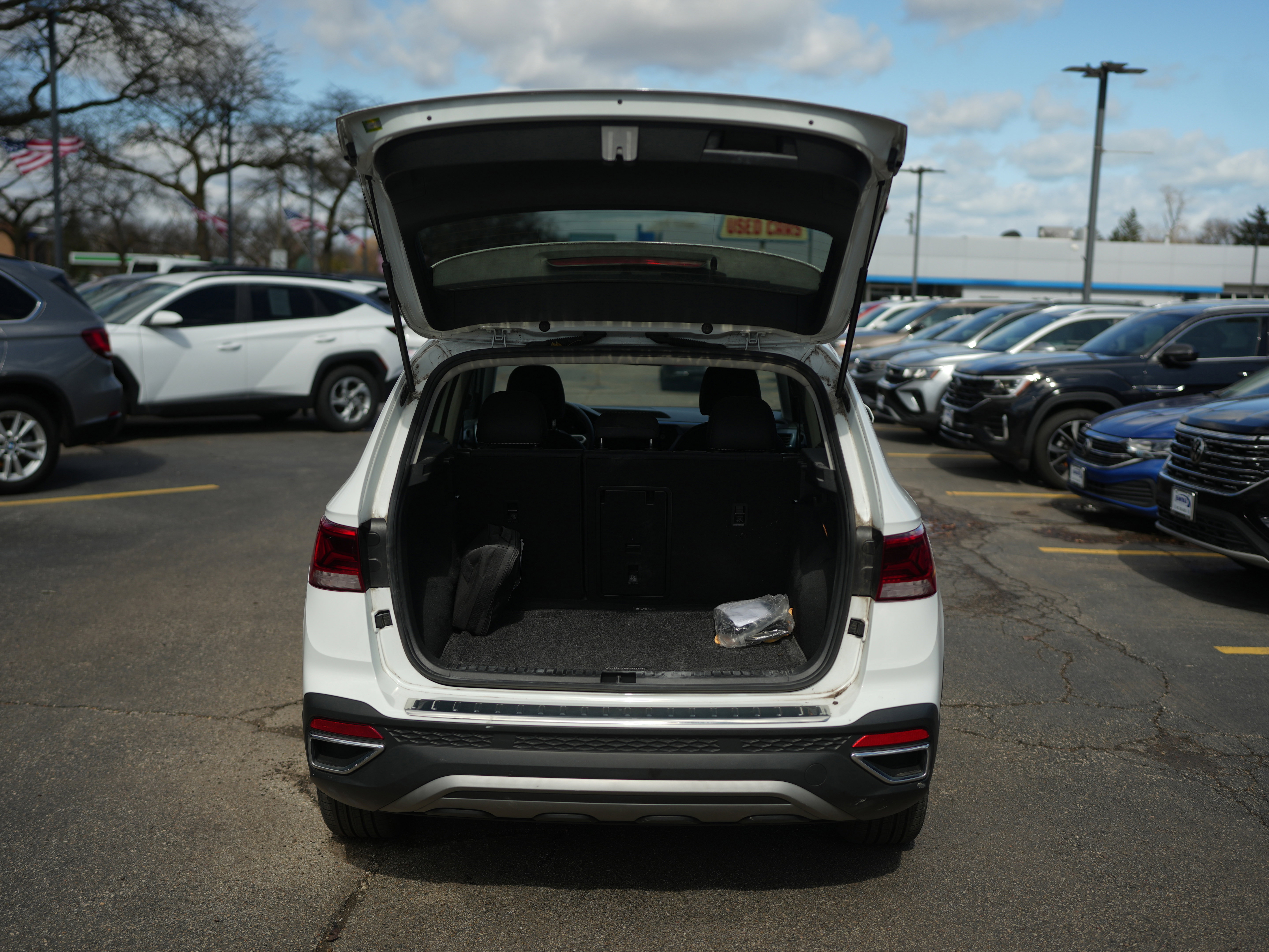 Used 2022 Volkswagen Taos SE image 7