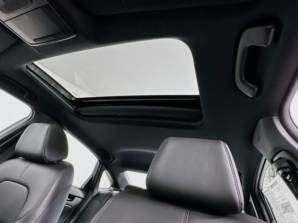 Used 2025 Honda Civic Sport Touring image 11