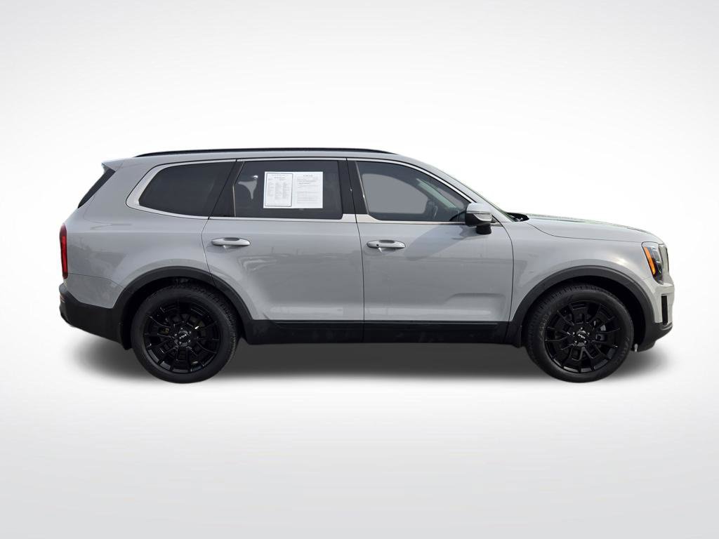 Used 2022 Kia Telluride EX w/ EX Premium Package AWD/4WD image 2