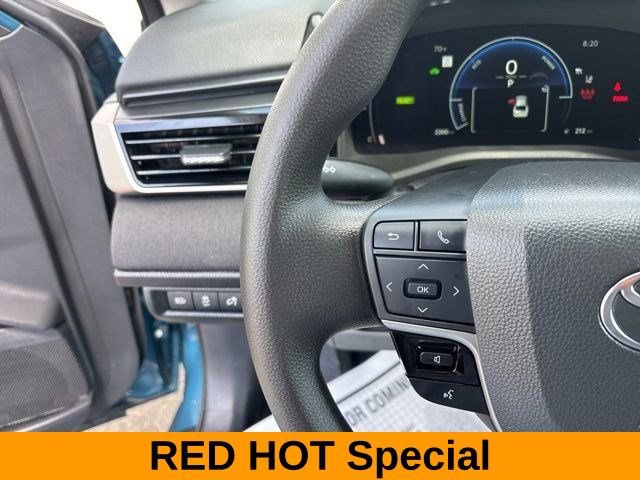 Used 2025 Toyota Camry LE image 17