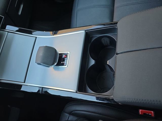Used 2025 Land Rover Range Rover Evoque S image 28