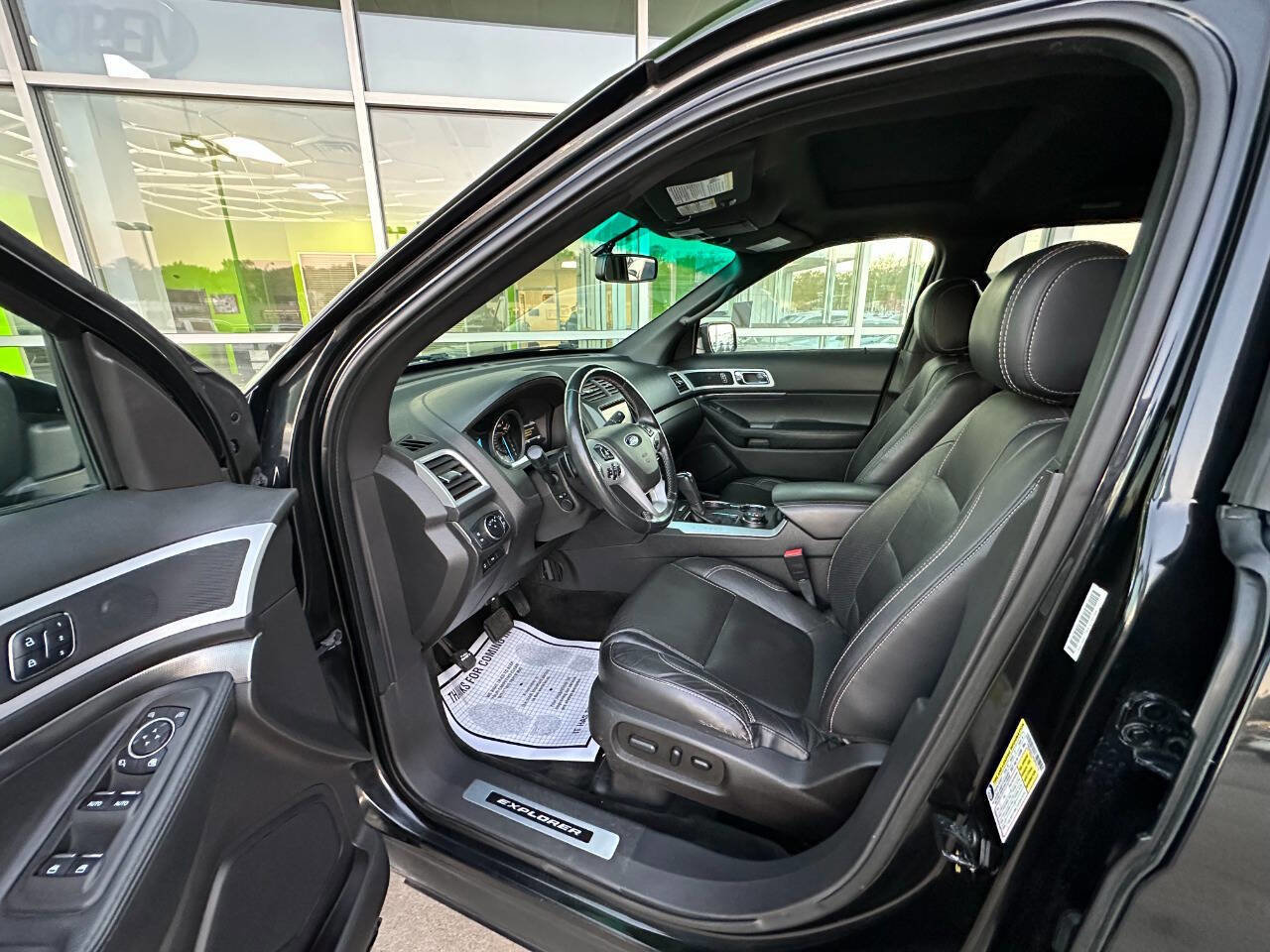 Used 2015 Ford Explorer Sport w/ Equipment Group 401A image 9