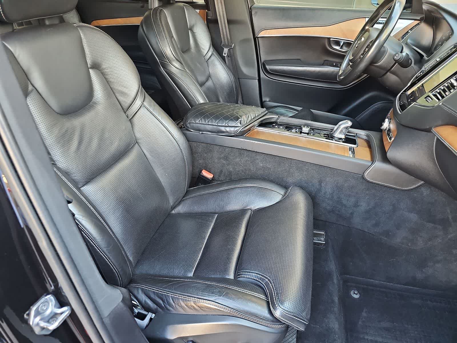Used 2016 Volvo XC90 T8 Inscription AWD/4WD image 17