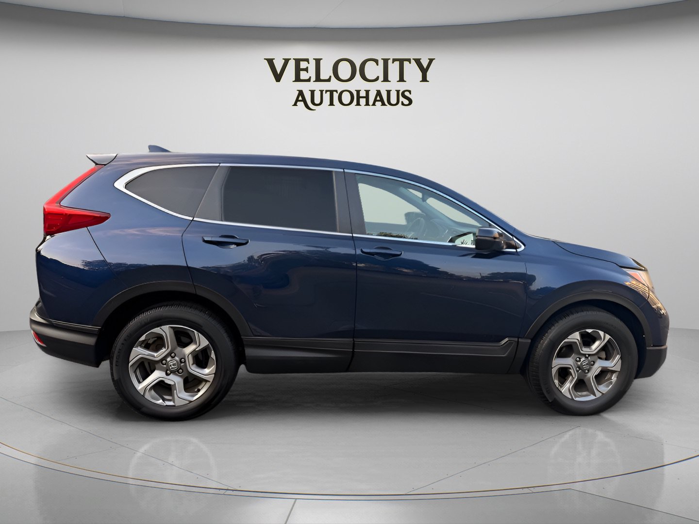 Used 2017 Honda CR-V EX-L image 9