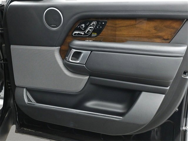 Used 2018 Land Rover Range Rover Long Wheelbase Autobiography image 20