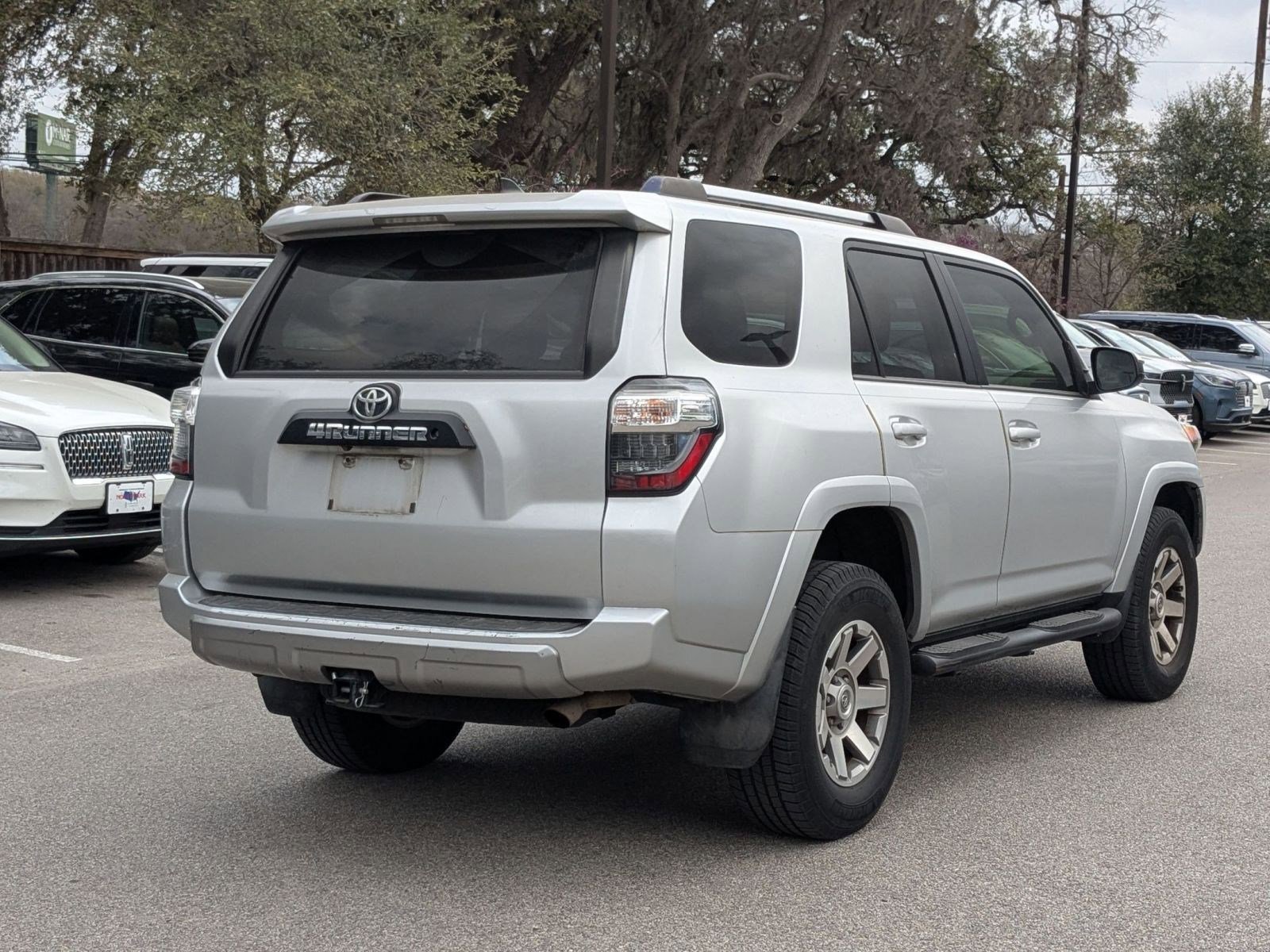 Used 2016 Toyota 4Runner Trail image 3