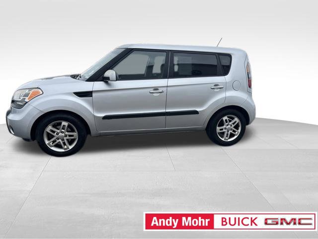 Used 2011 Kia Soul + FWD image 10