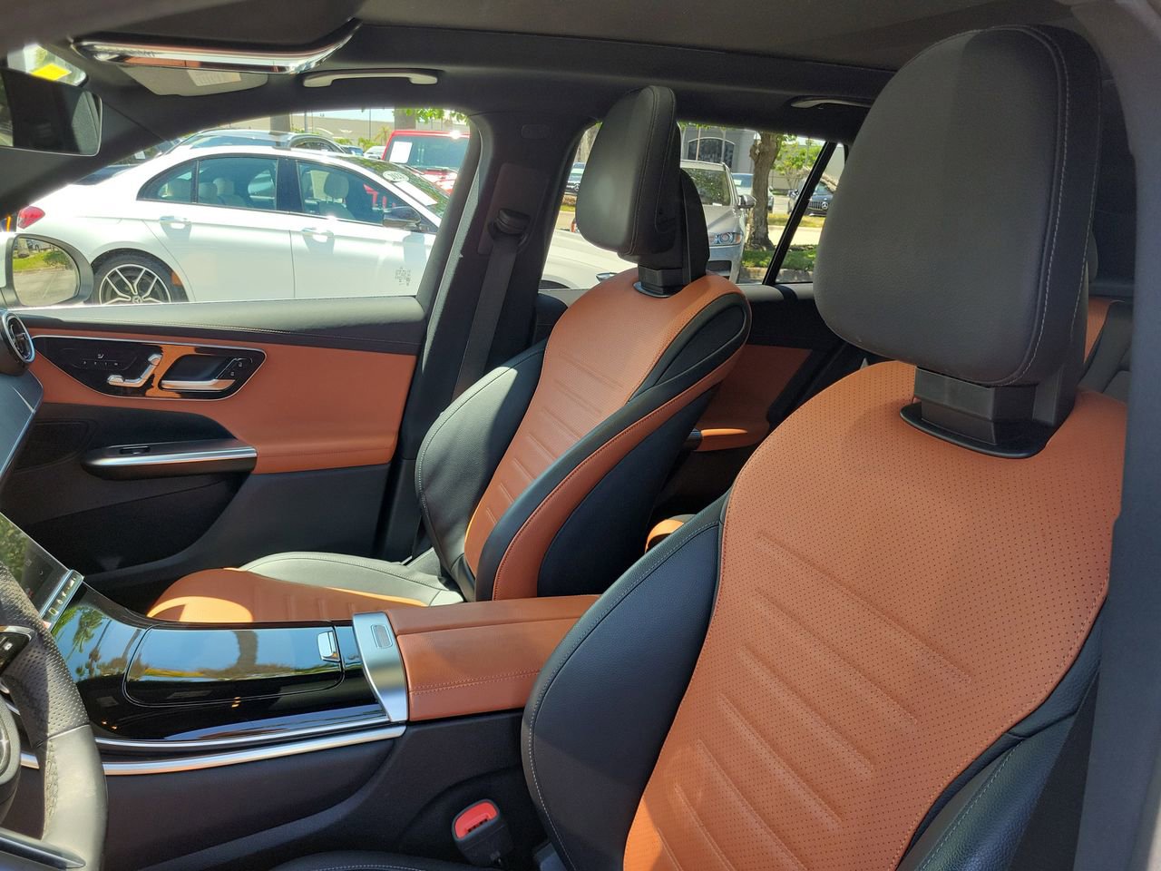 Certified 2024 Mercedes-Benz GLC 300 image 19