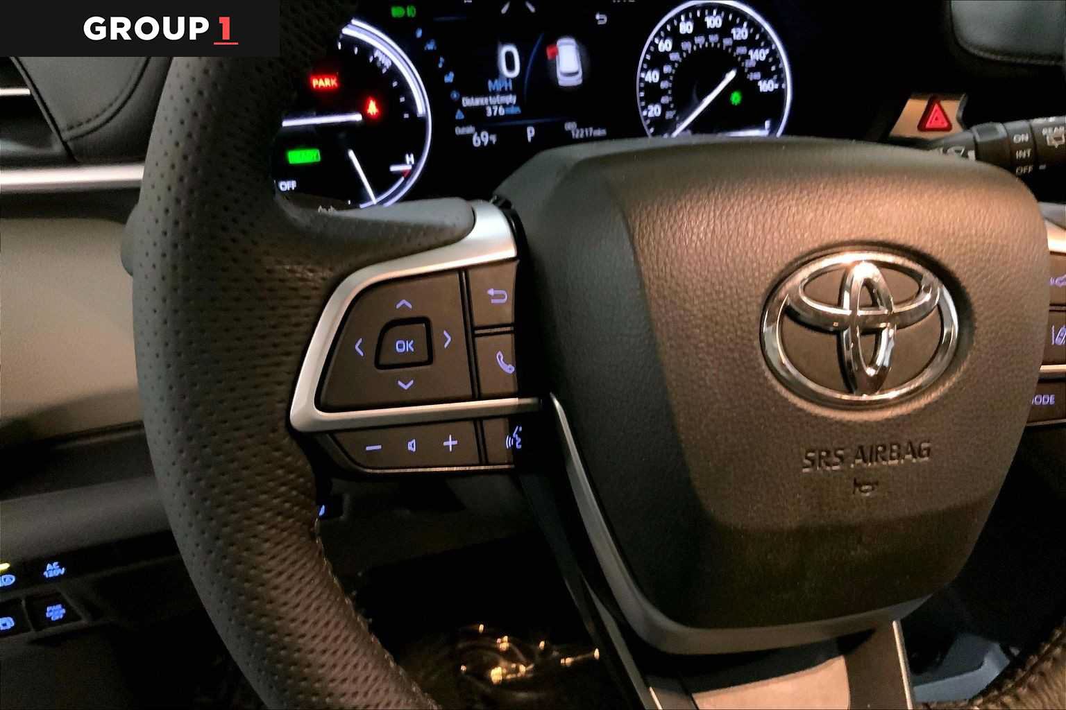 Certified 2024 Toyota Sienna Limited AWD/4WD image 24