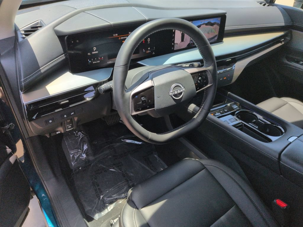 Certified 2025 Nissan Murano SL w/ Cargo Package AWD/4WD image 2
