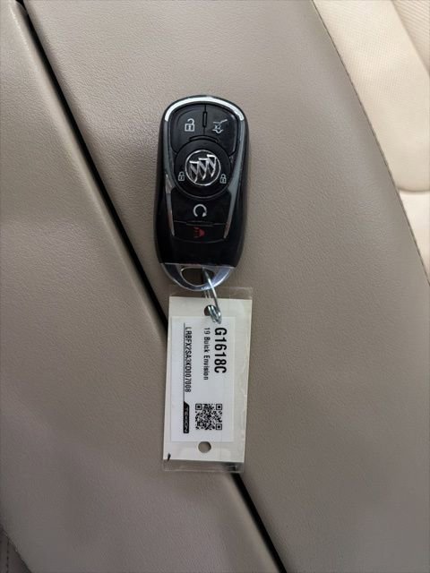 Used 2019 Buick Envision Essence AWD/4WD image 38