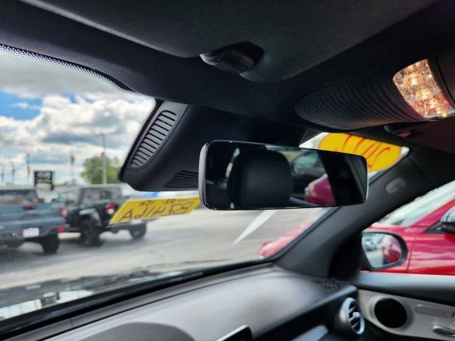 Used 2022 Mercedes-Benz GLC 300 4MATIC image 13