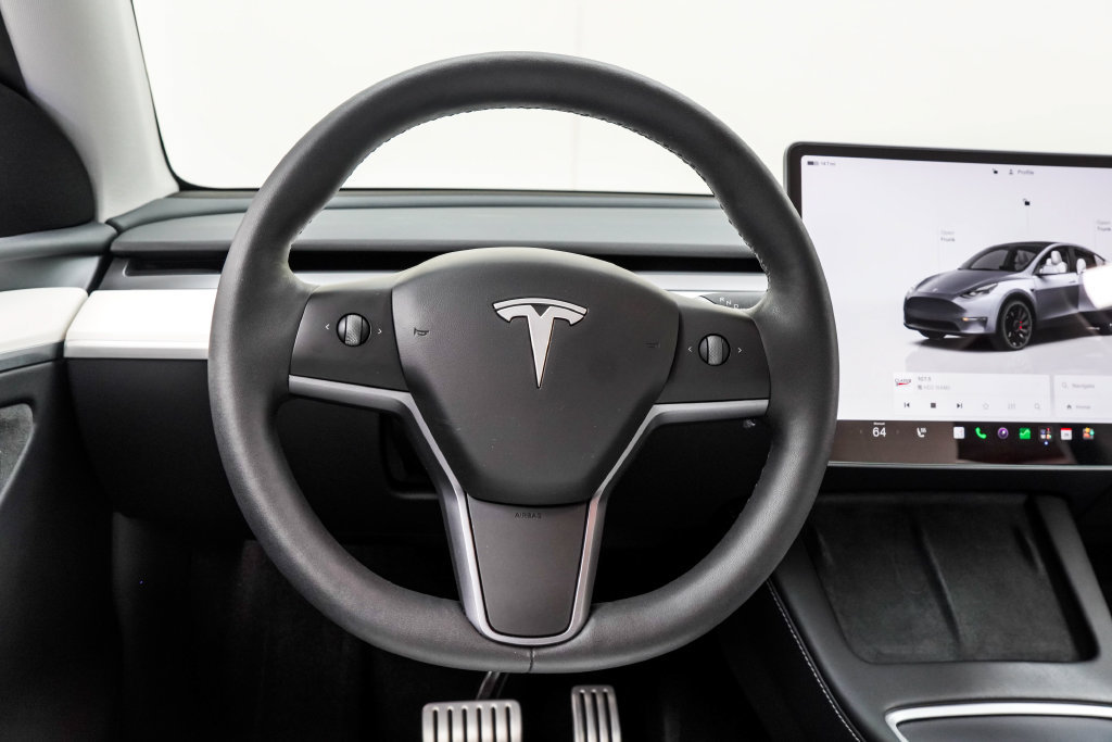 Used 2025 Tesla Model Y Performance AWD/4WD image 23