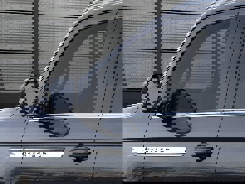 New 2026 Lincoln Navigator Reserve image 20