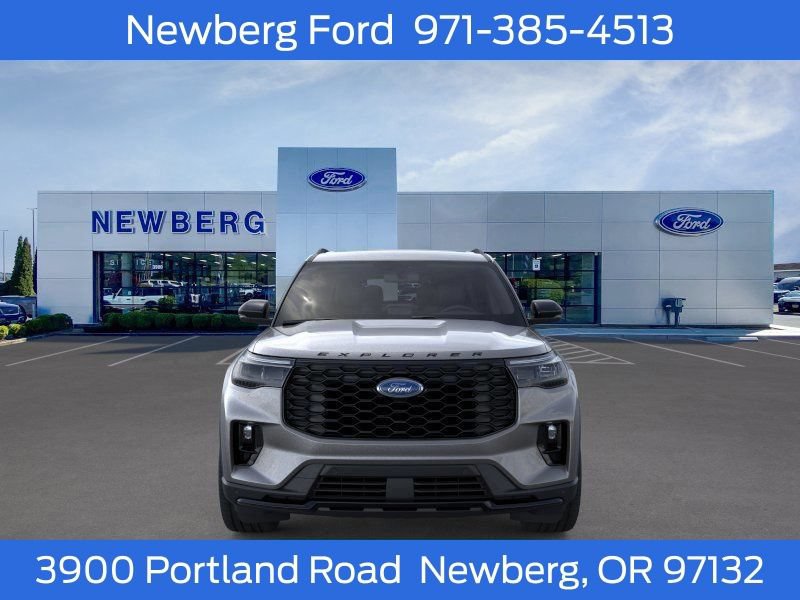 New 2026 Ford Explorer ST-Line w/ ST-Line Street Pack AWD/4WD image 2