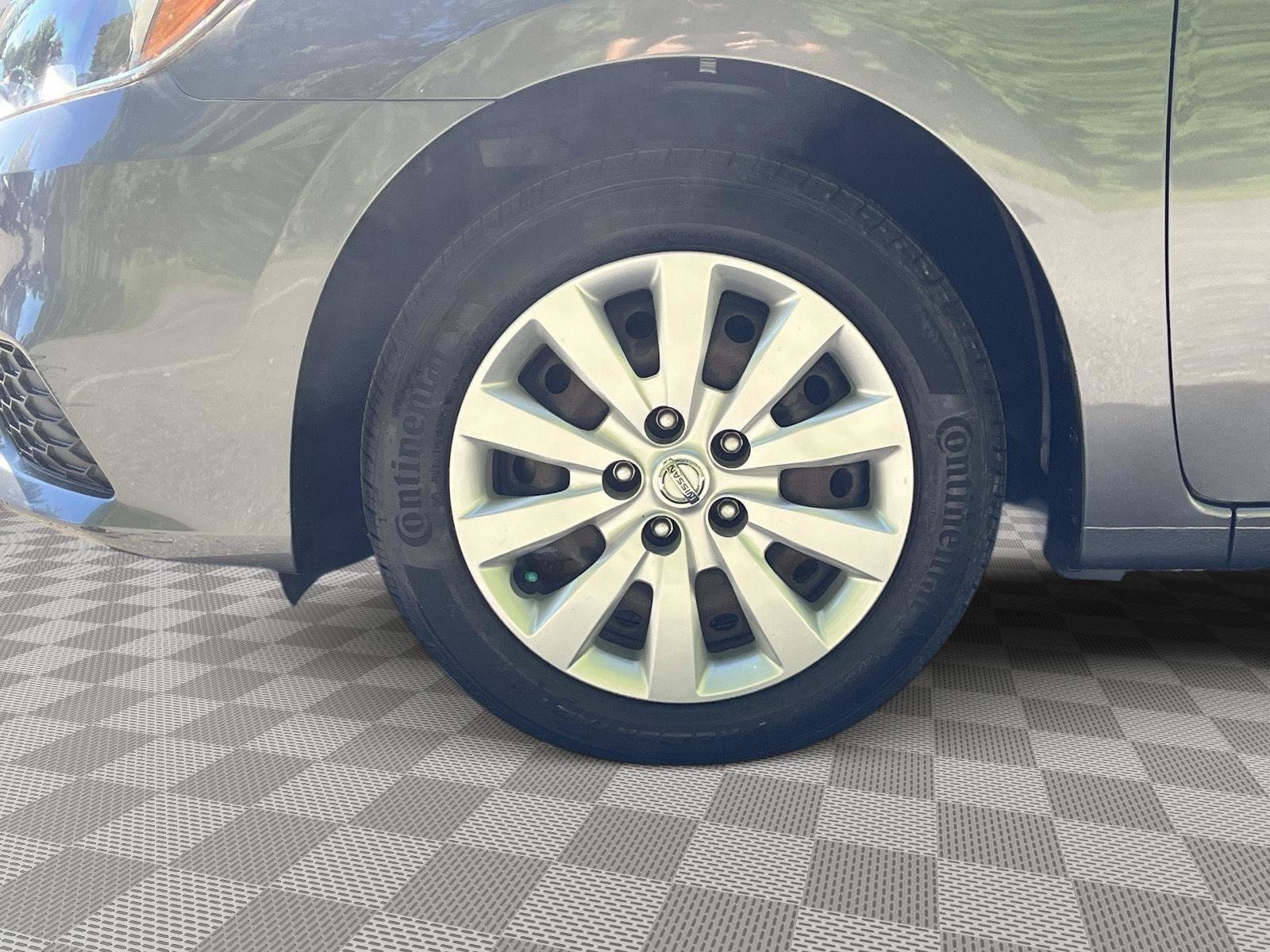 Used 2019 Nissan Sentra S FWD image 9