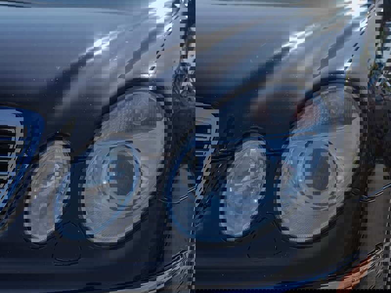 Used 2005 Mercedes-Benz E 500 4MATIC Wagon w/ Premium Pkg image 10