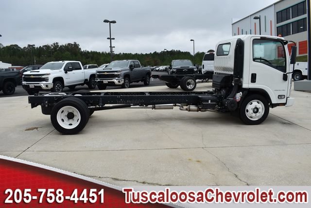 New 2025 Chevrolet Low Cab Forward RWD image 9