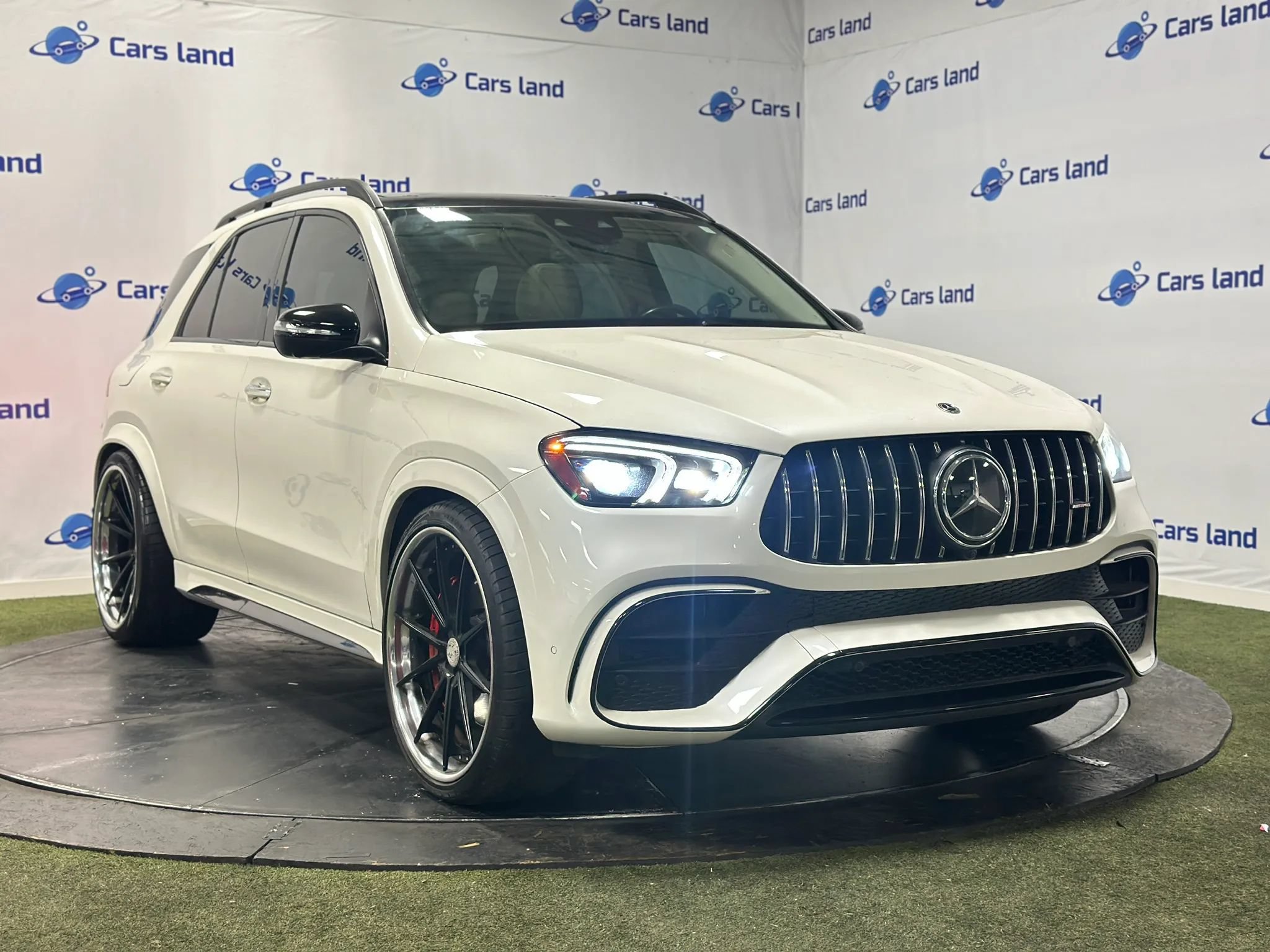 Used 2022 Mercedes-Benz GLE 63 AMG S image 1