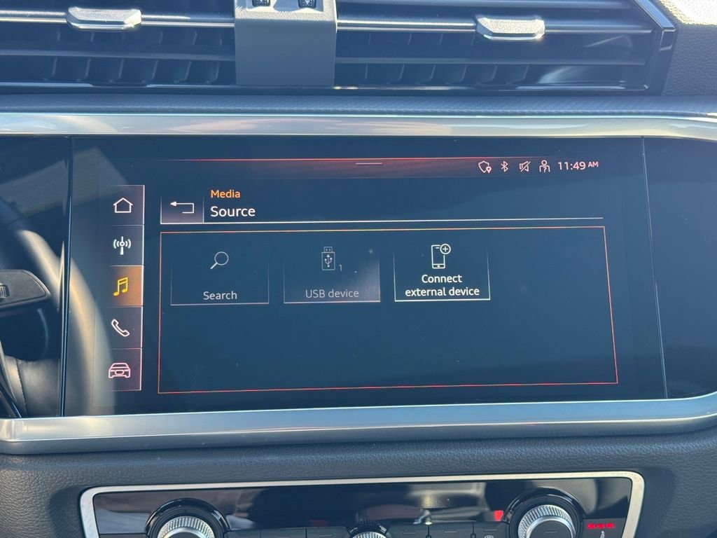 Used 2023 Audi Q3 2.0T Premium Plus image 23