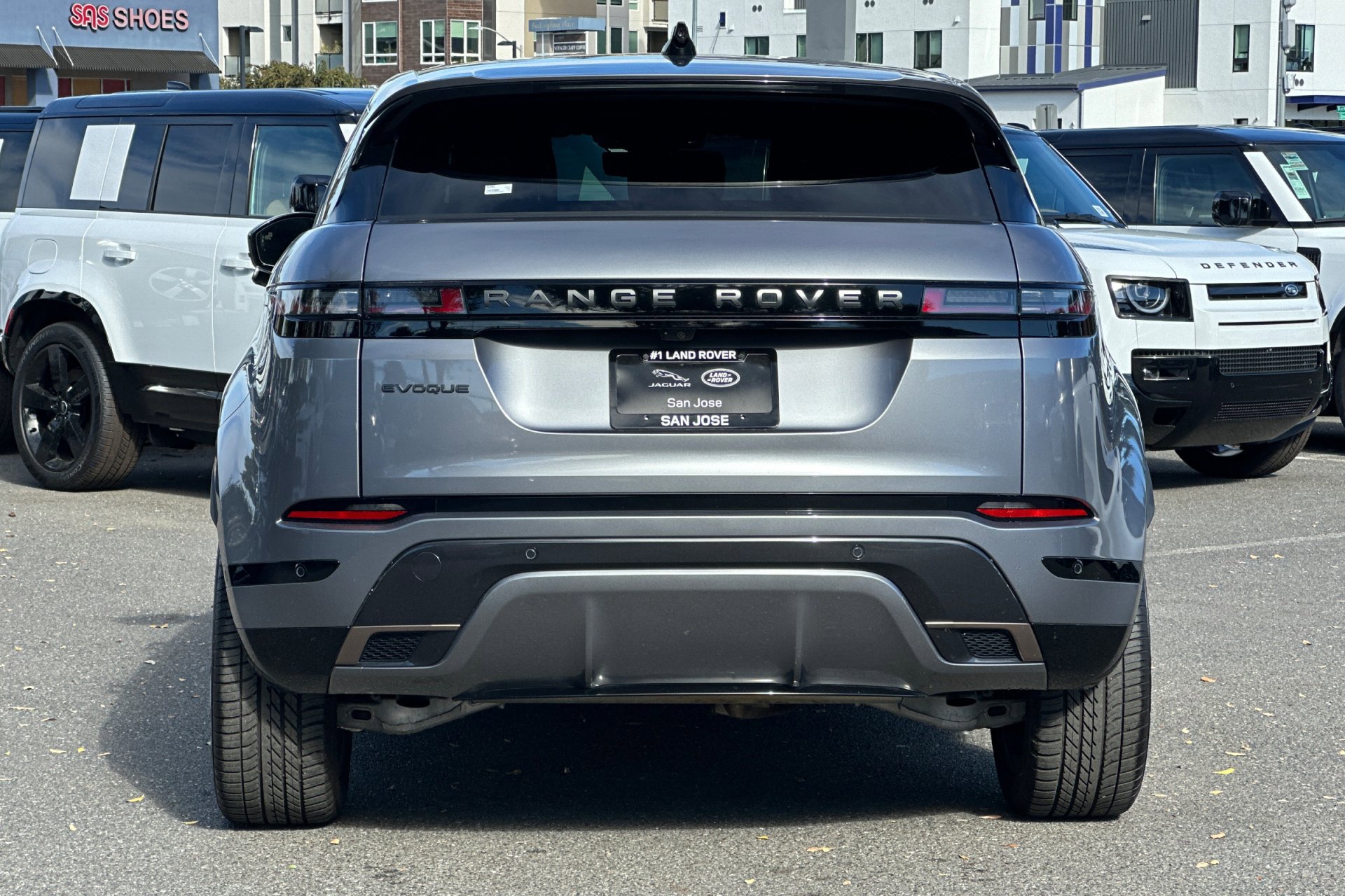 Used 2024 Land Rover Range Rover Evoque Dynamic SE image 13