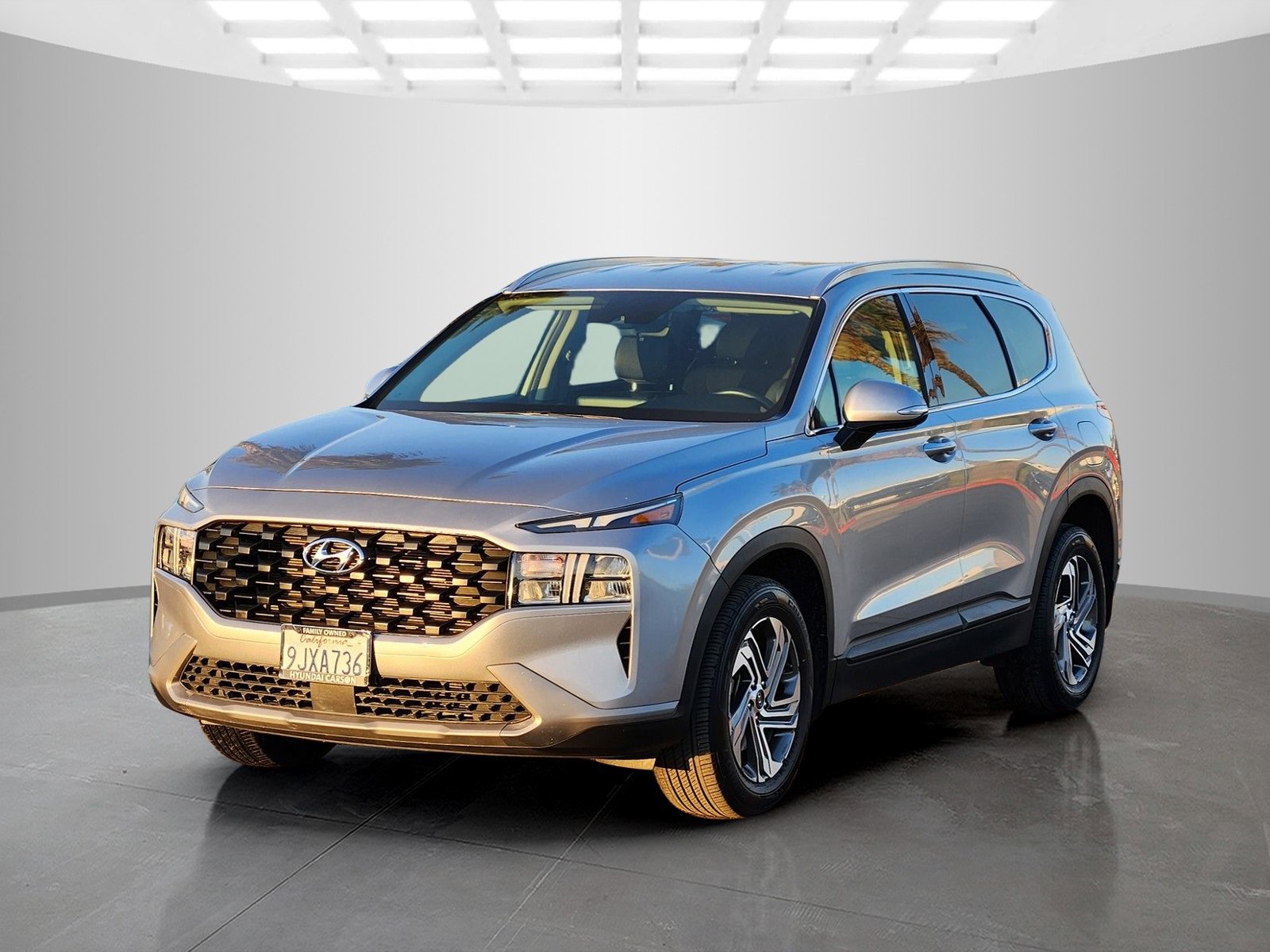 Used 2023 Hyundai Santa Fe SEL image 3